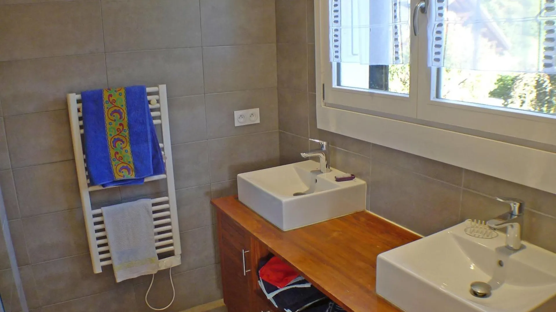 Chalet Gentiane A Samoens - Ideal Pour Vacances Familiales Ou Entre Amis, Calme Et Confort Assure - Fr-1-629-88